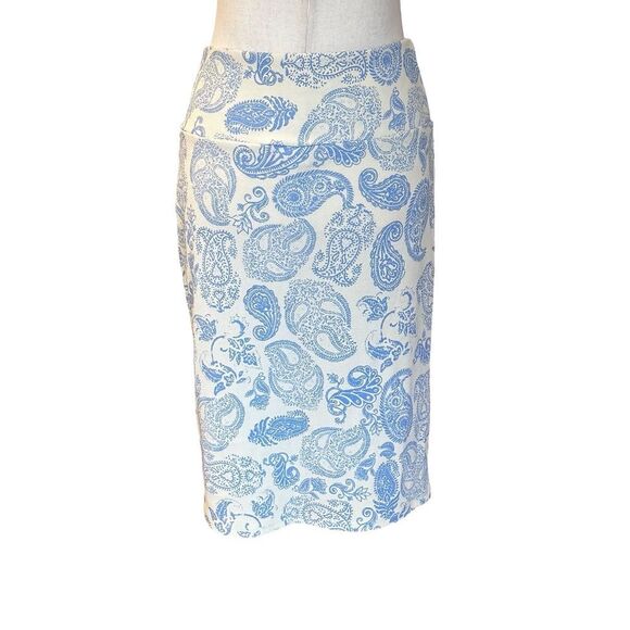 NWT LuLa Roe Cassie Paisley Print Pencil Skirt Cream/Blue Medim - Picture 2 of 10